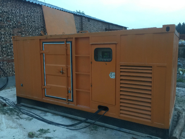 门头沟发电机组长期使用中，电缆线的敷设路径有哪些要求？